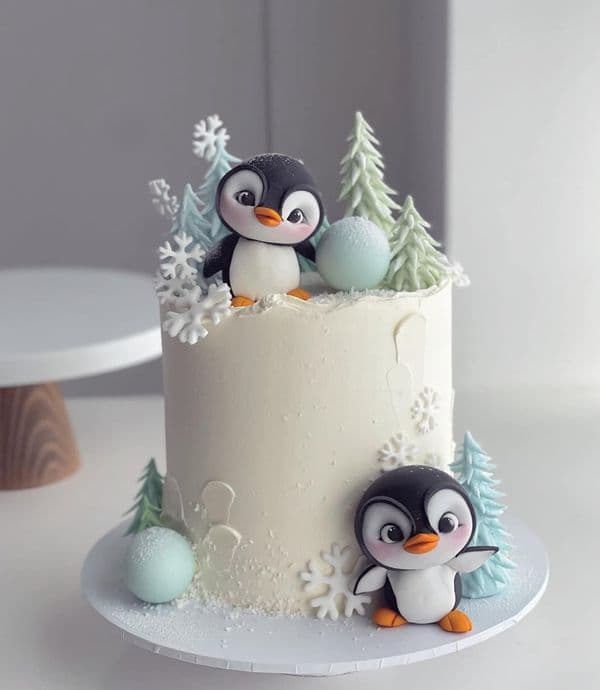 Round vanilla bean first birthday smash cake with pastel buttercream rosettes, made in Chennai for a first birthday in February 2026.